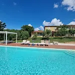 Aldo Countryside Bed and breakfast 4*